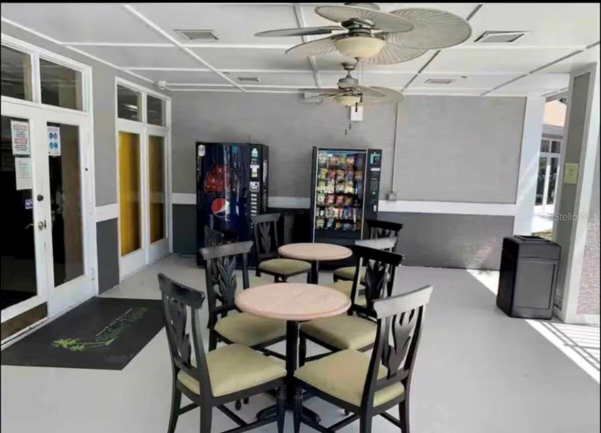 3100 Parkway Unit 422, Kissimmee, FL 34747