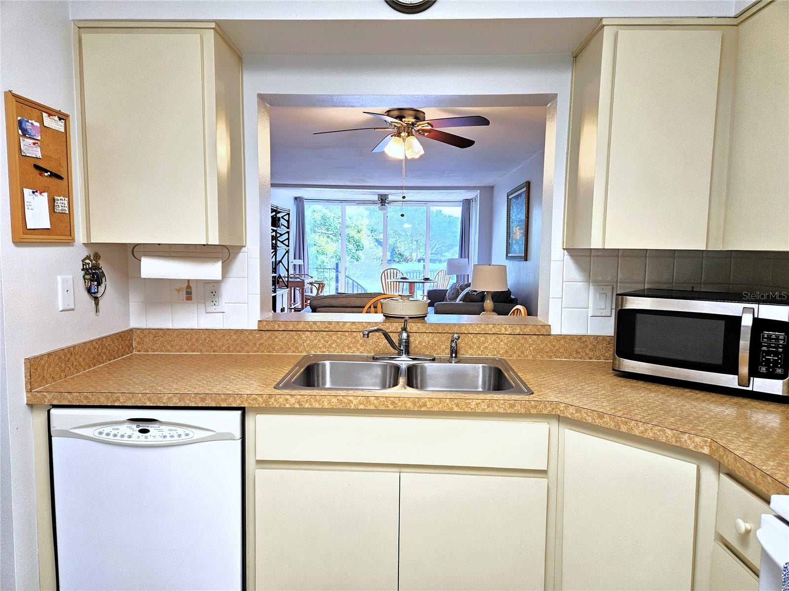 1800 Mariner Unit 9, Tarpon Springs, FL 34689