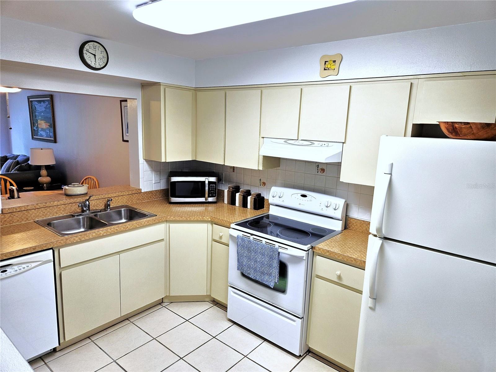 1800 Mariner Unit 9, Tarpon Springs, FL 34689