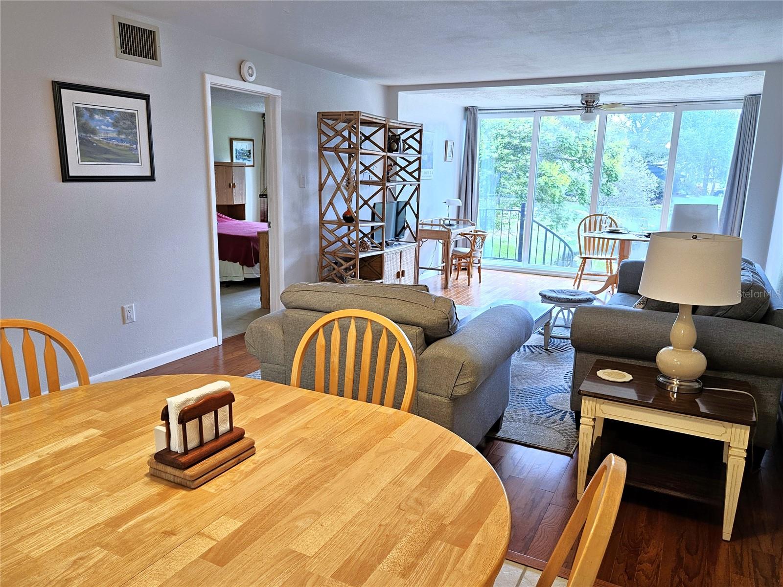 1800 Mariner Unit 9, Tarpon Springs, FL 34689