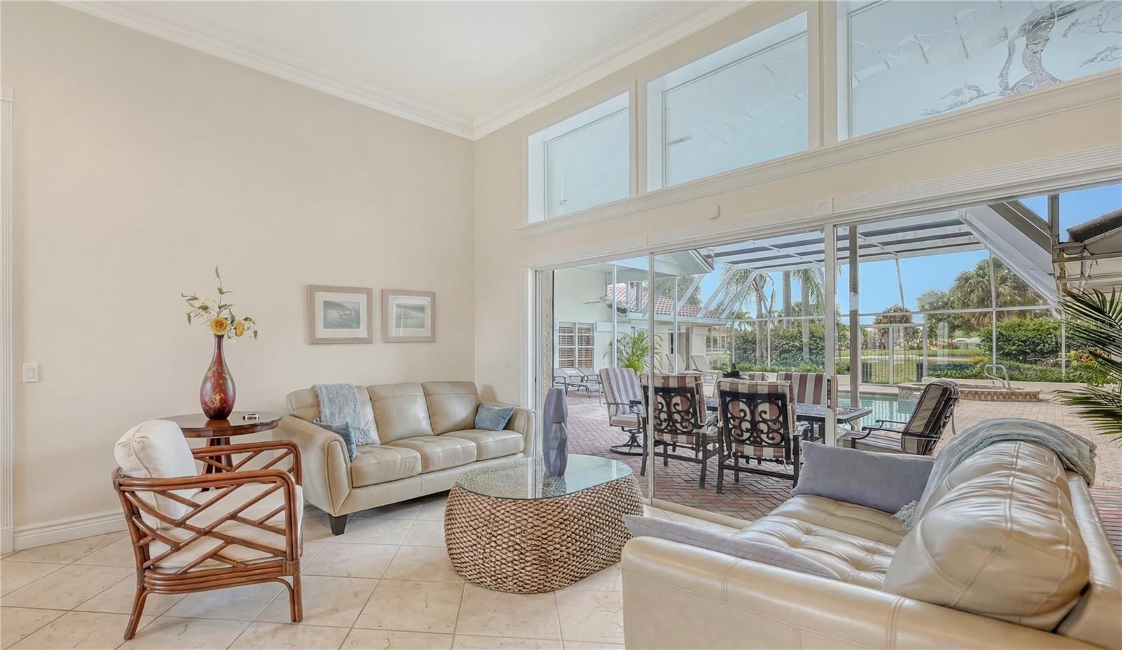 3988 Losillias, Sarasota, FL 34238