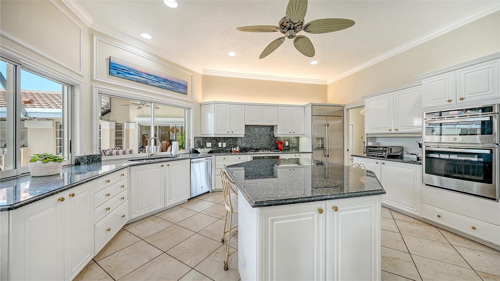 3988 Losillias, Sarasota, FL 34238