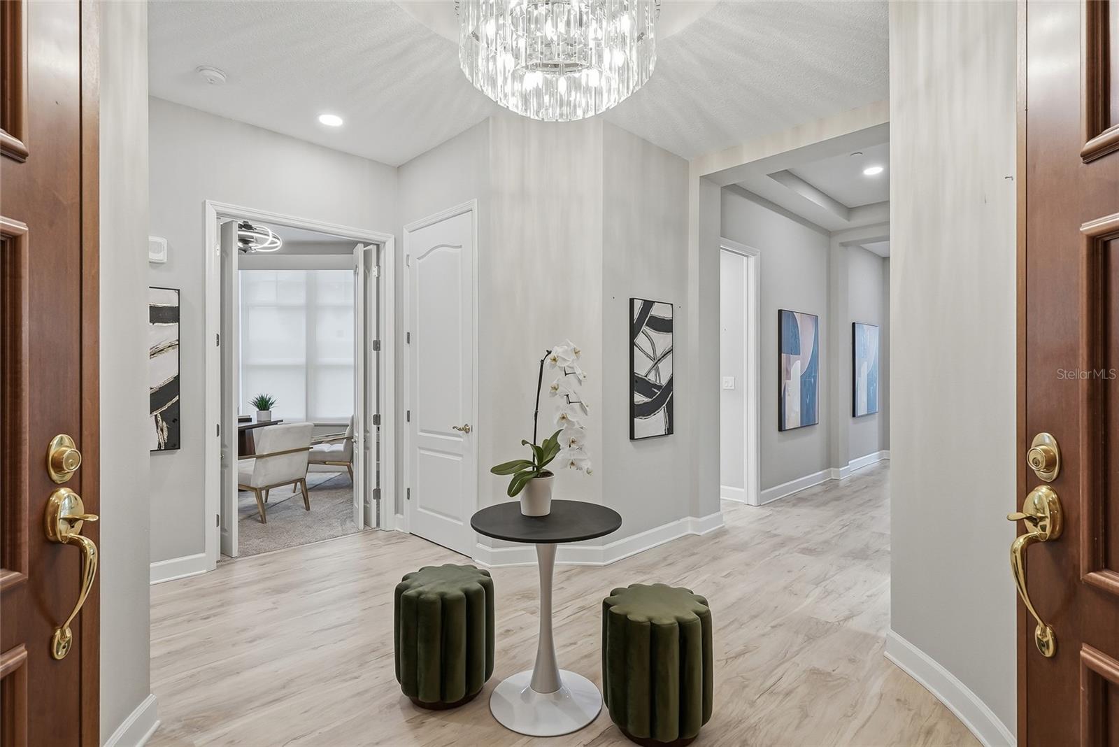 100 Beach Unit 301, St Petersburg, FL 33701