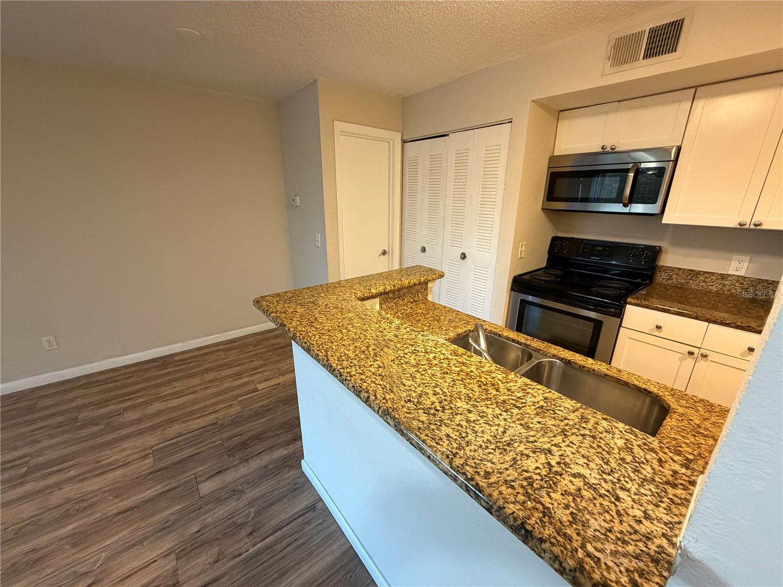 5128 Conroy Unit 725, Orlando, FL 32811