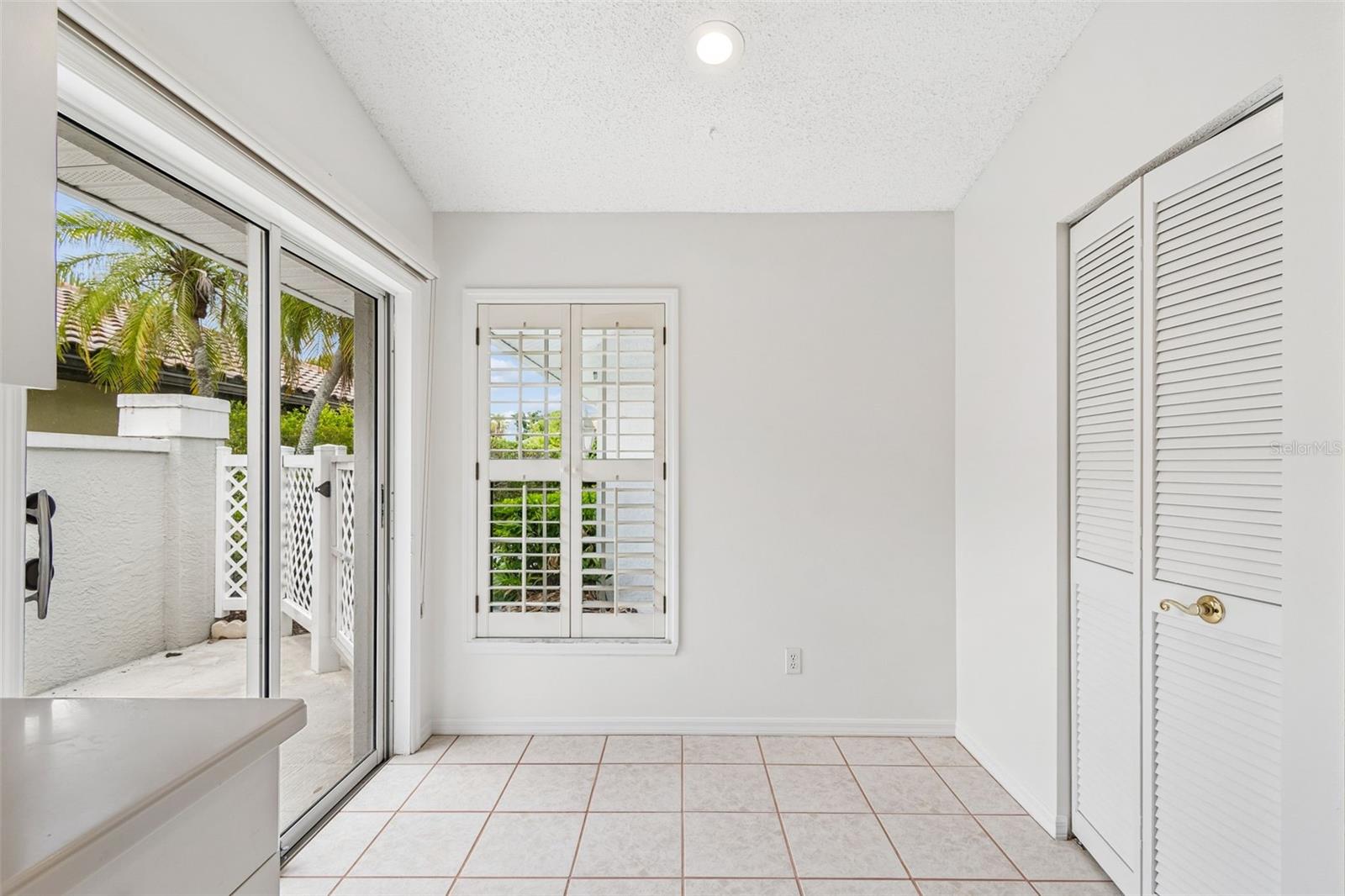 7656 Palm Aire, Sarasota, FL 34243