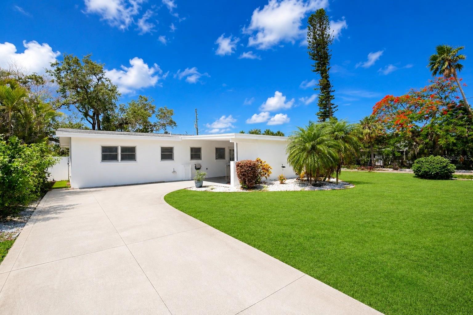 301 41st, St Pete Beach, FL 33706
