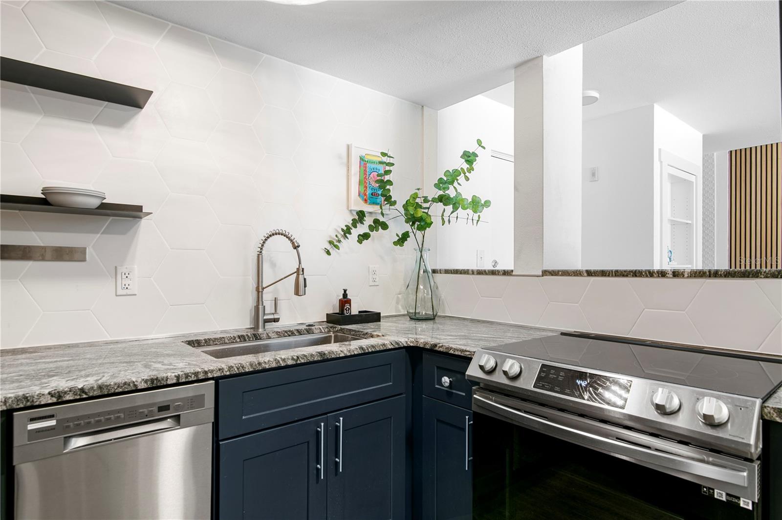 2302 Manhattan Unit 108, Tampa, FL 33629
