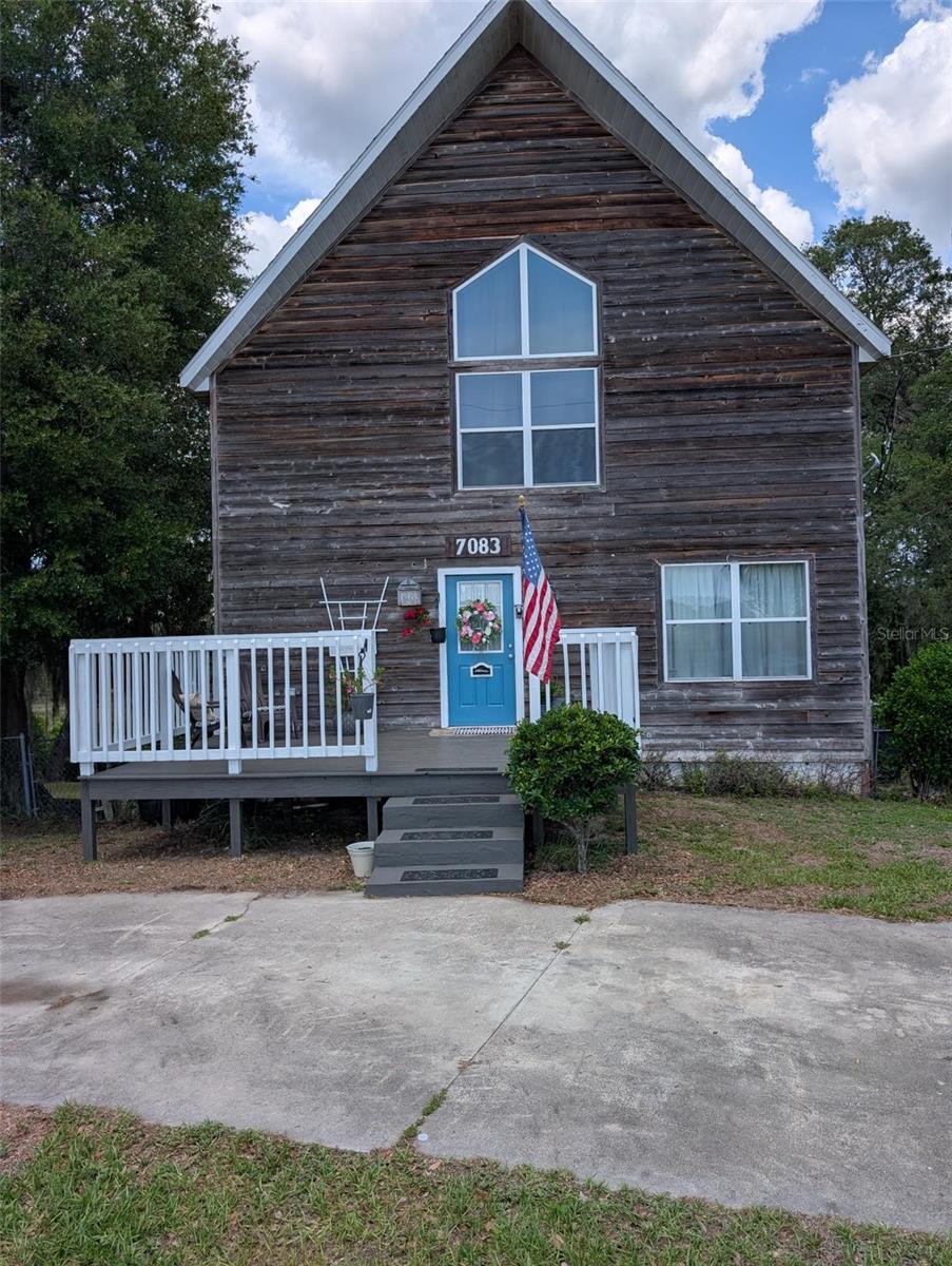 7083 166th, Ocklawaha, FL 32179