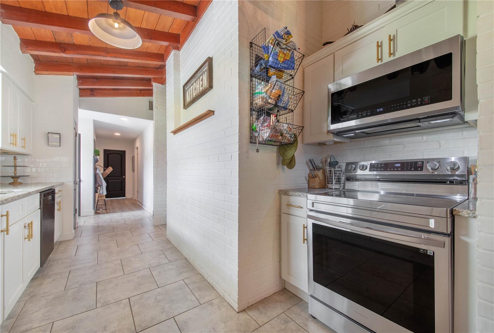 775 Buena Vista, Lake Alfred, FL 33850