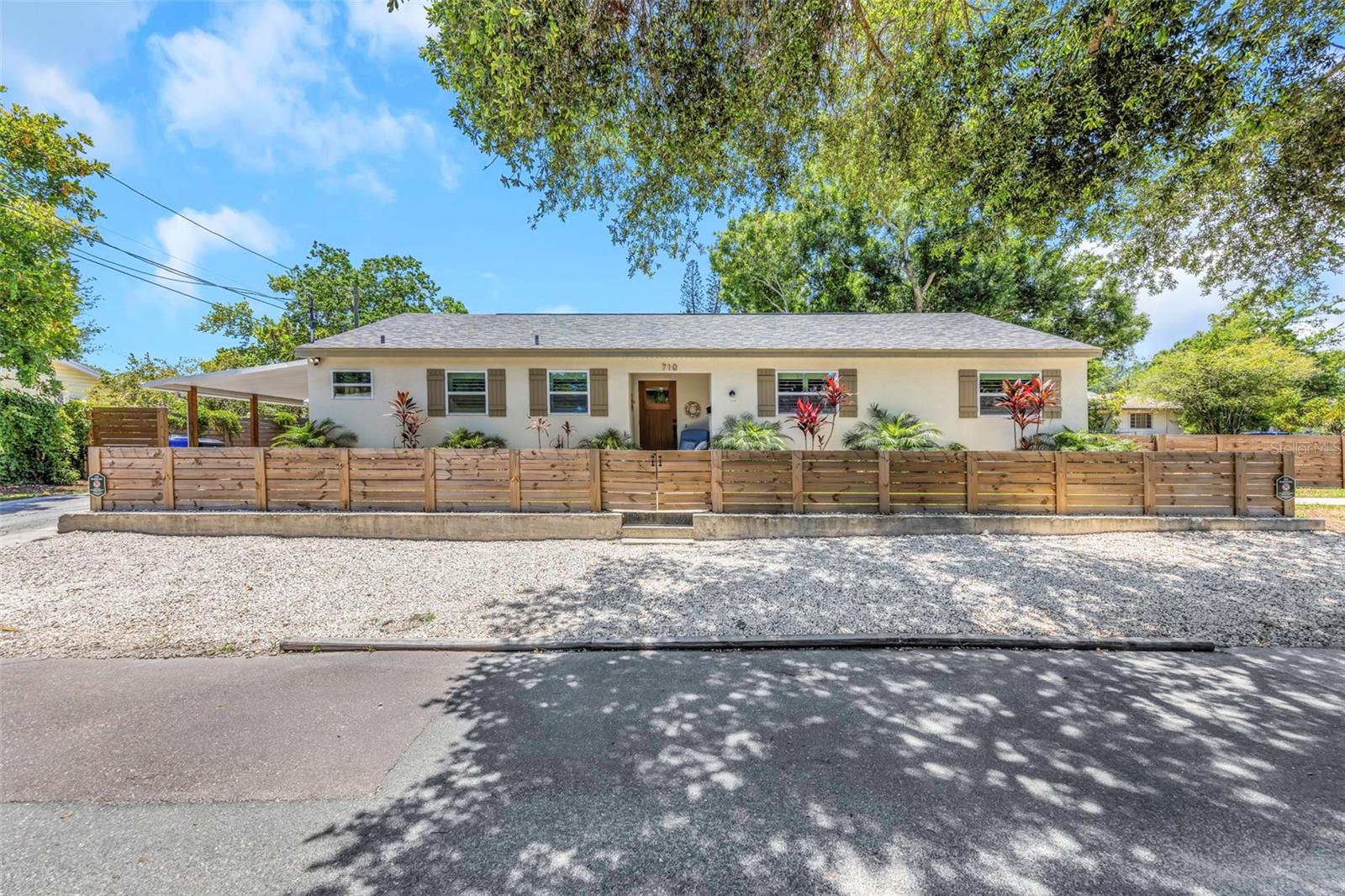 710 31st, St Petersburg, FL 33704