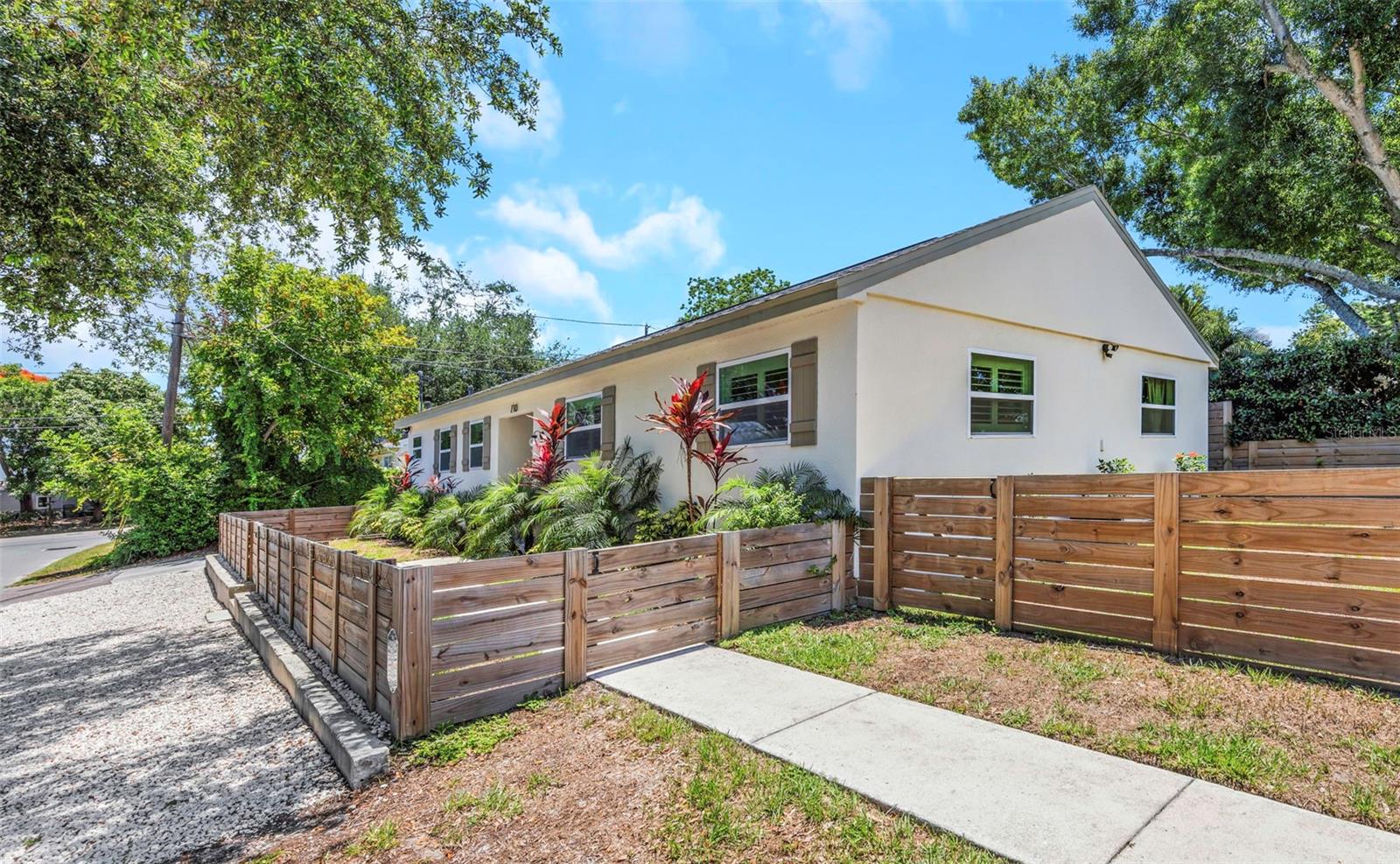 710 31st, St Petersburg, FL 33704