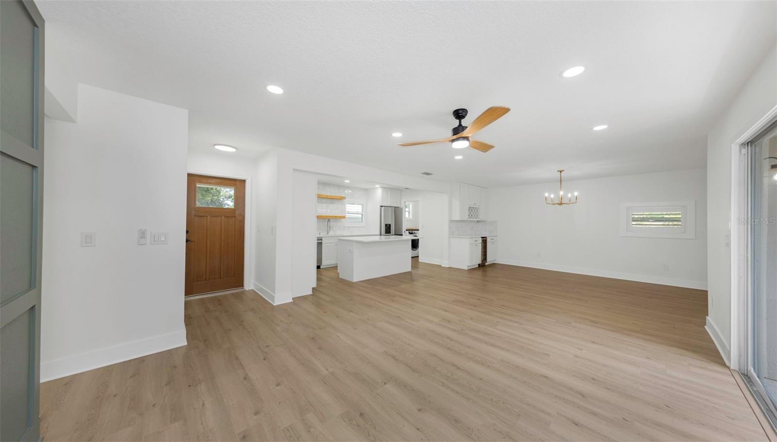710 31st, St Petersburg, FL 33704
