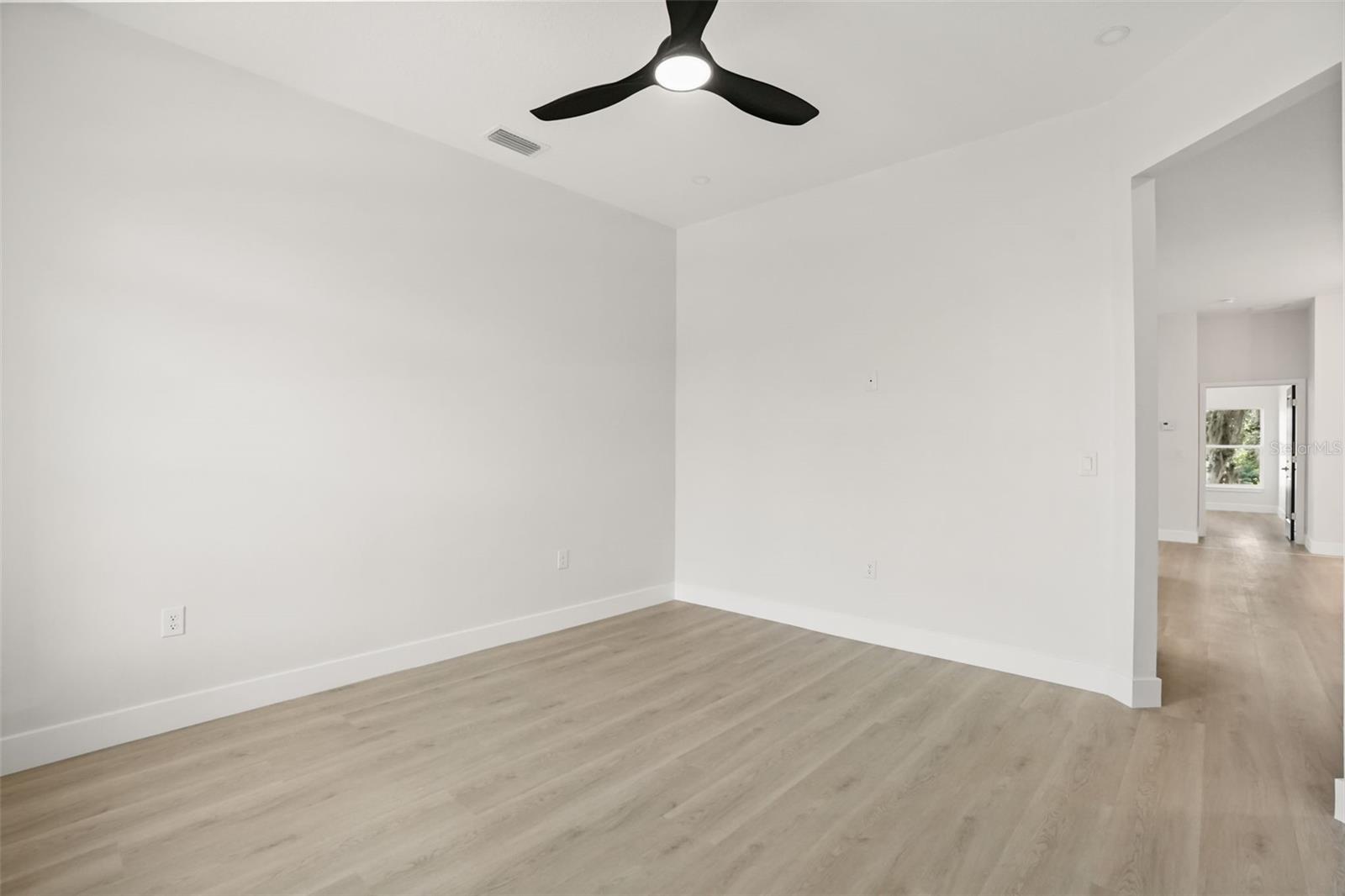 823 Mcdonald, Eustis, FL 32726