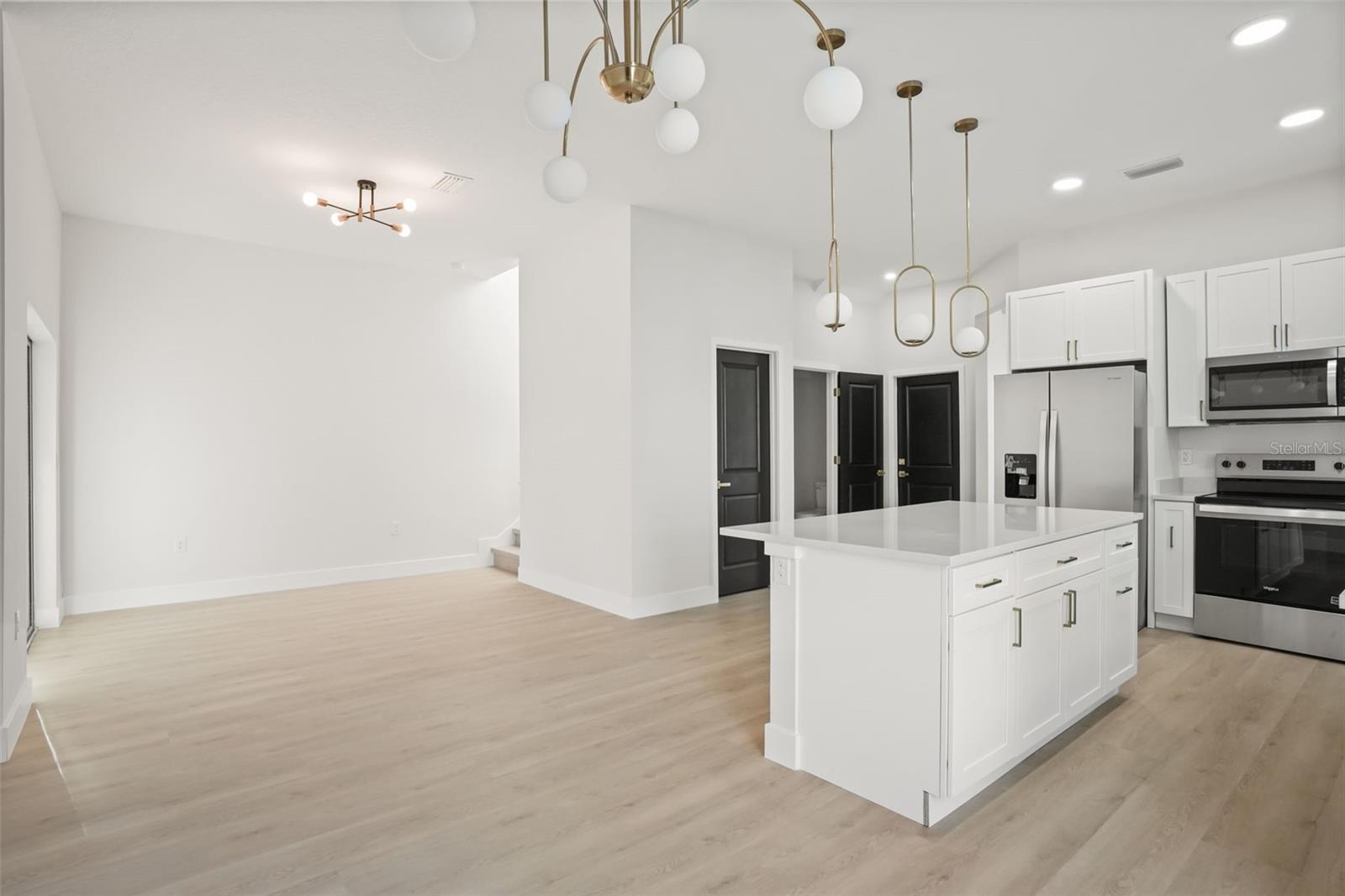 823 Mcdonald, Eustis, FL 32726