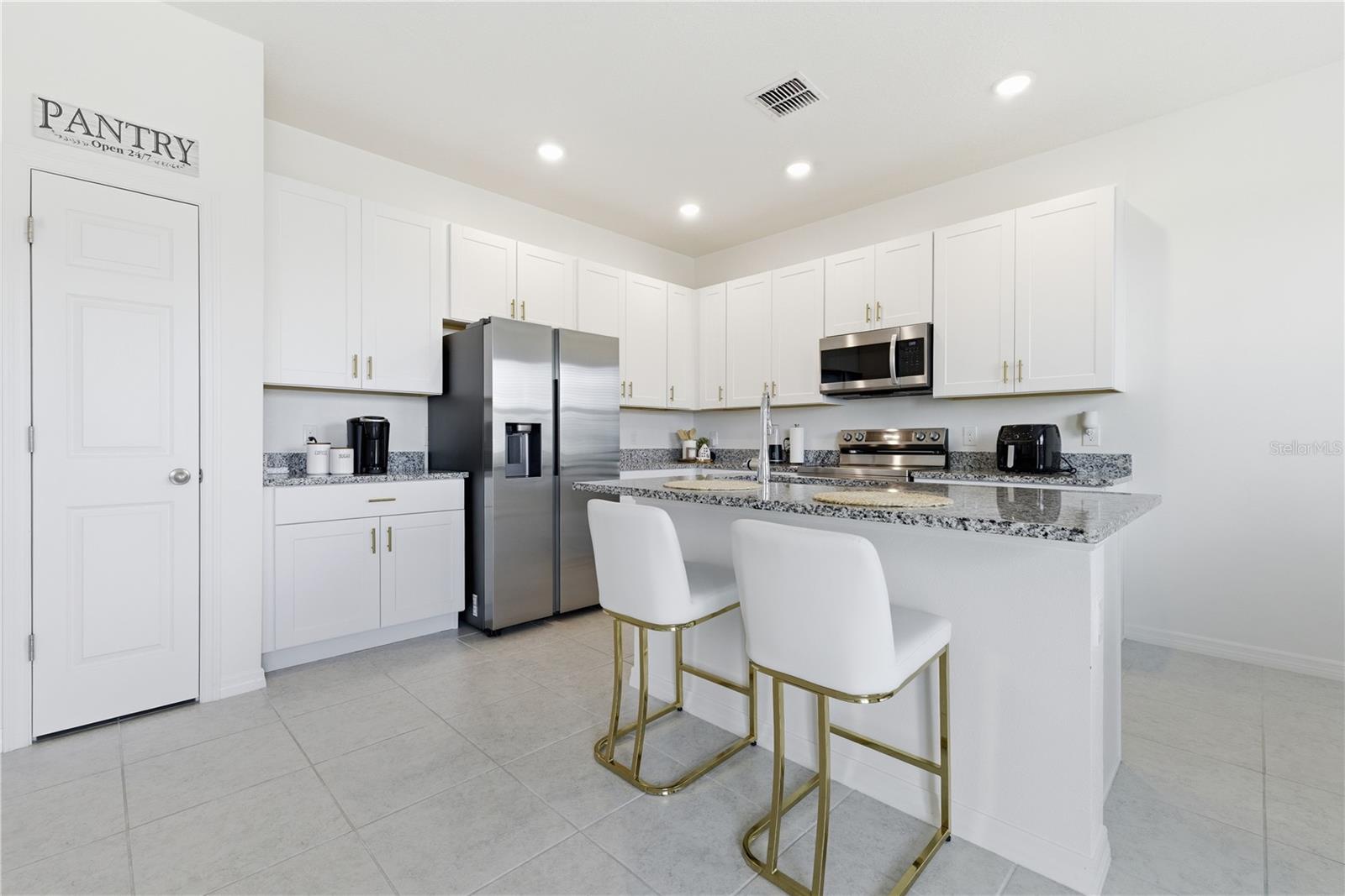 740 Richmond Estate, Haines City, FL 33844