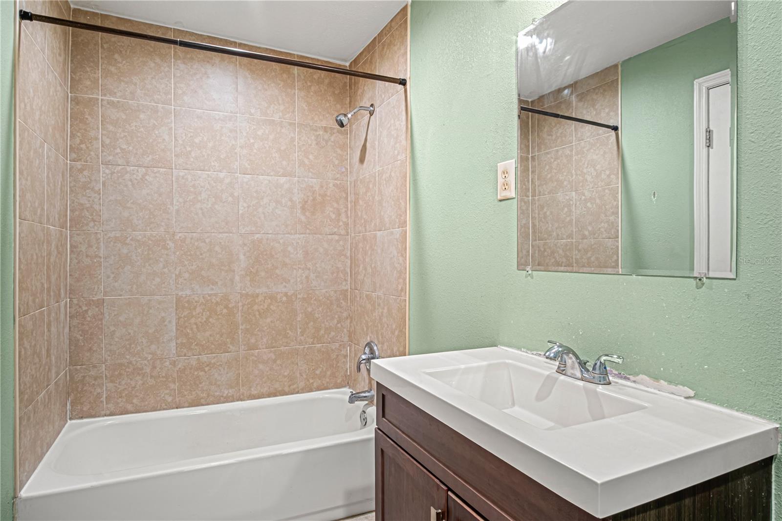 4588 Parker, Rockledge, FL 32955