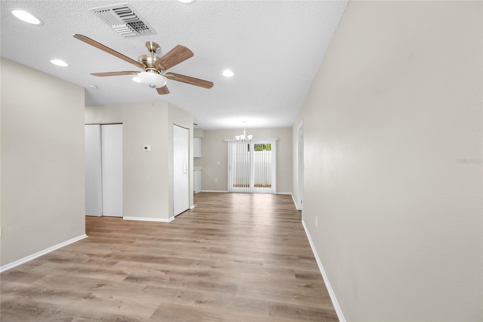 1221 Court, Tarpon Springs, FL 34689