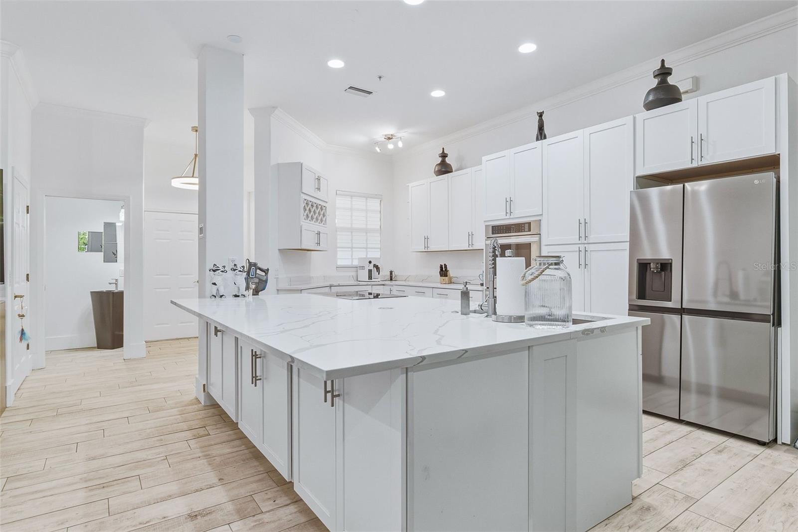 3663 Square West Unit 12, Sarasota, FL 34238