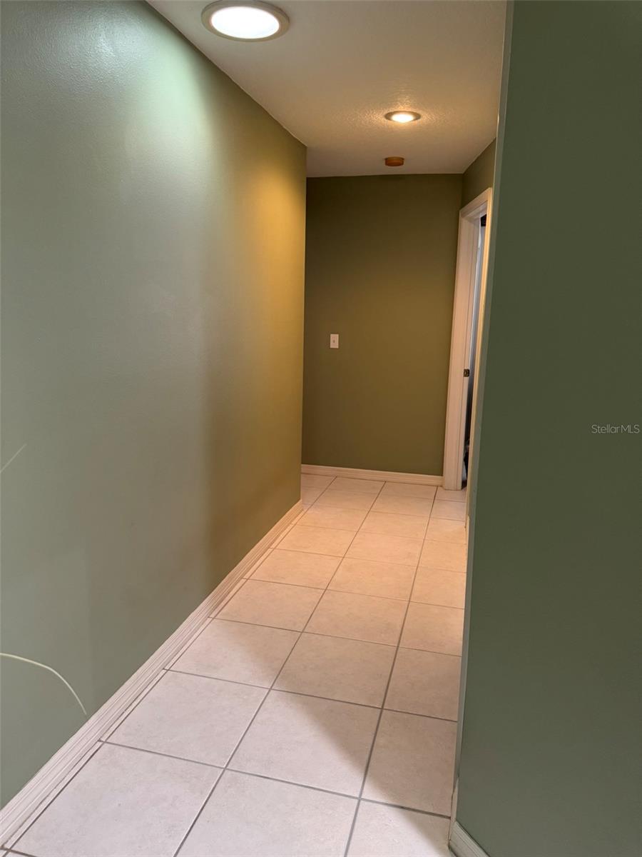 9814 Oslin, Tampa, FL 33615