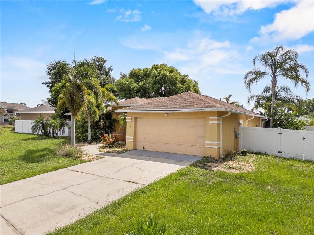 307 Sterling, Winter Haven, FL 33884