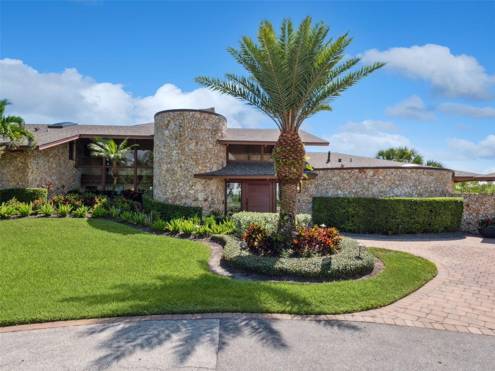 107 Donlon, New Smyrna Beach, FL 32168