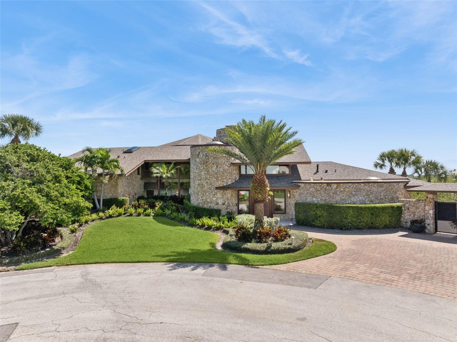 107 Donlon, New Smyrna Beach, FL 32168