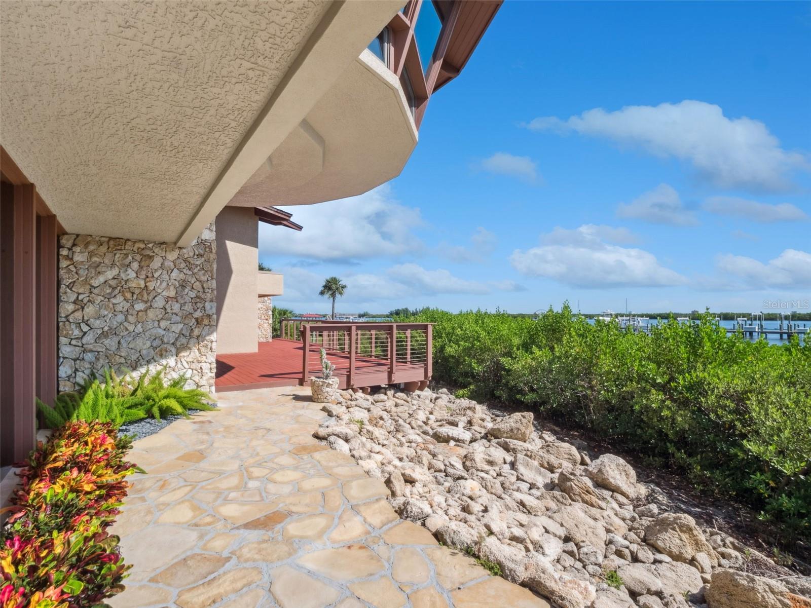 107 Donlon, New Smyrna Beach, FL 32168