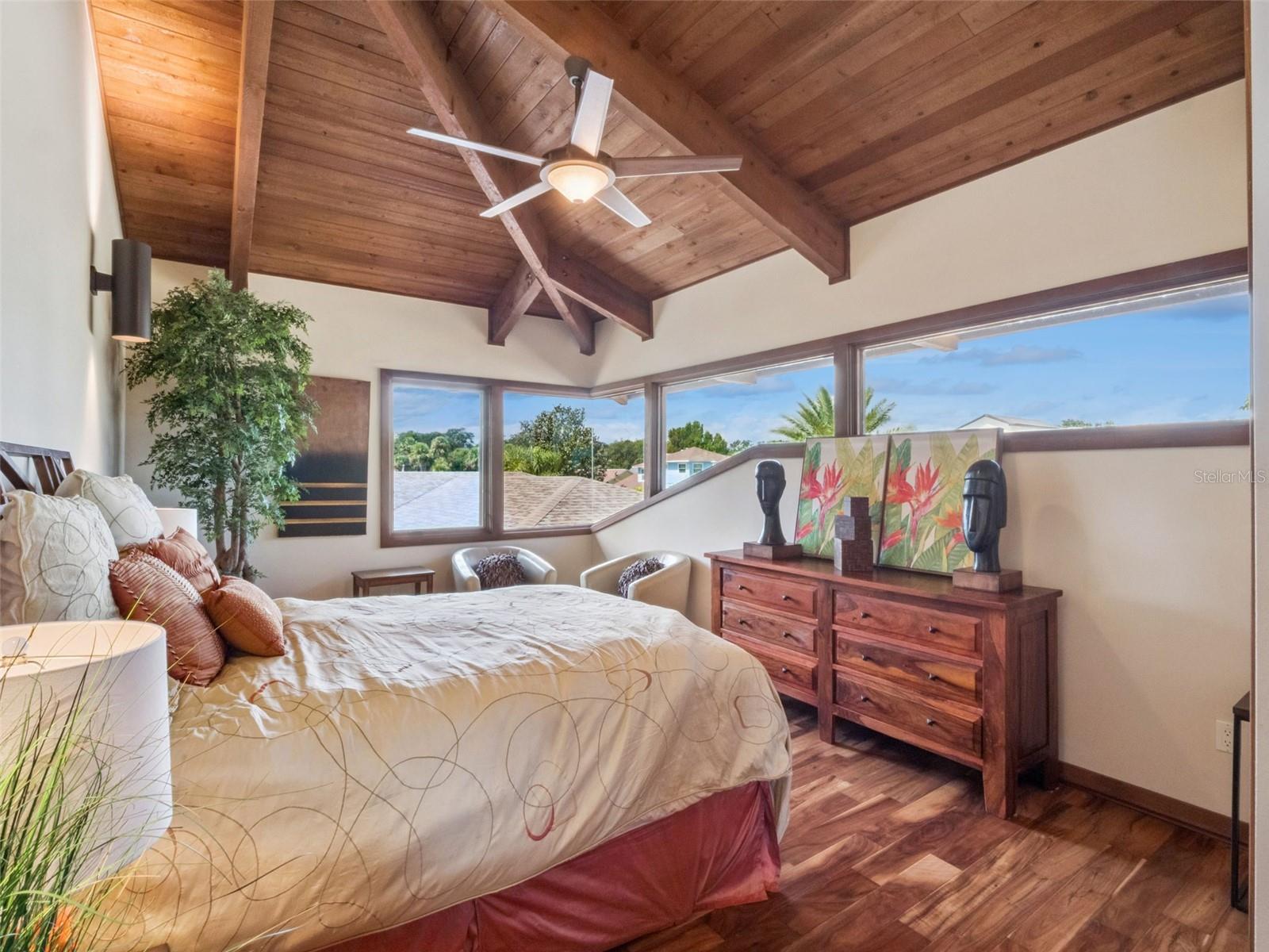 107 Donlon, New Smyrna Beach, FL 32168