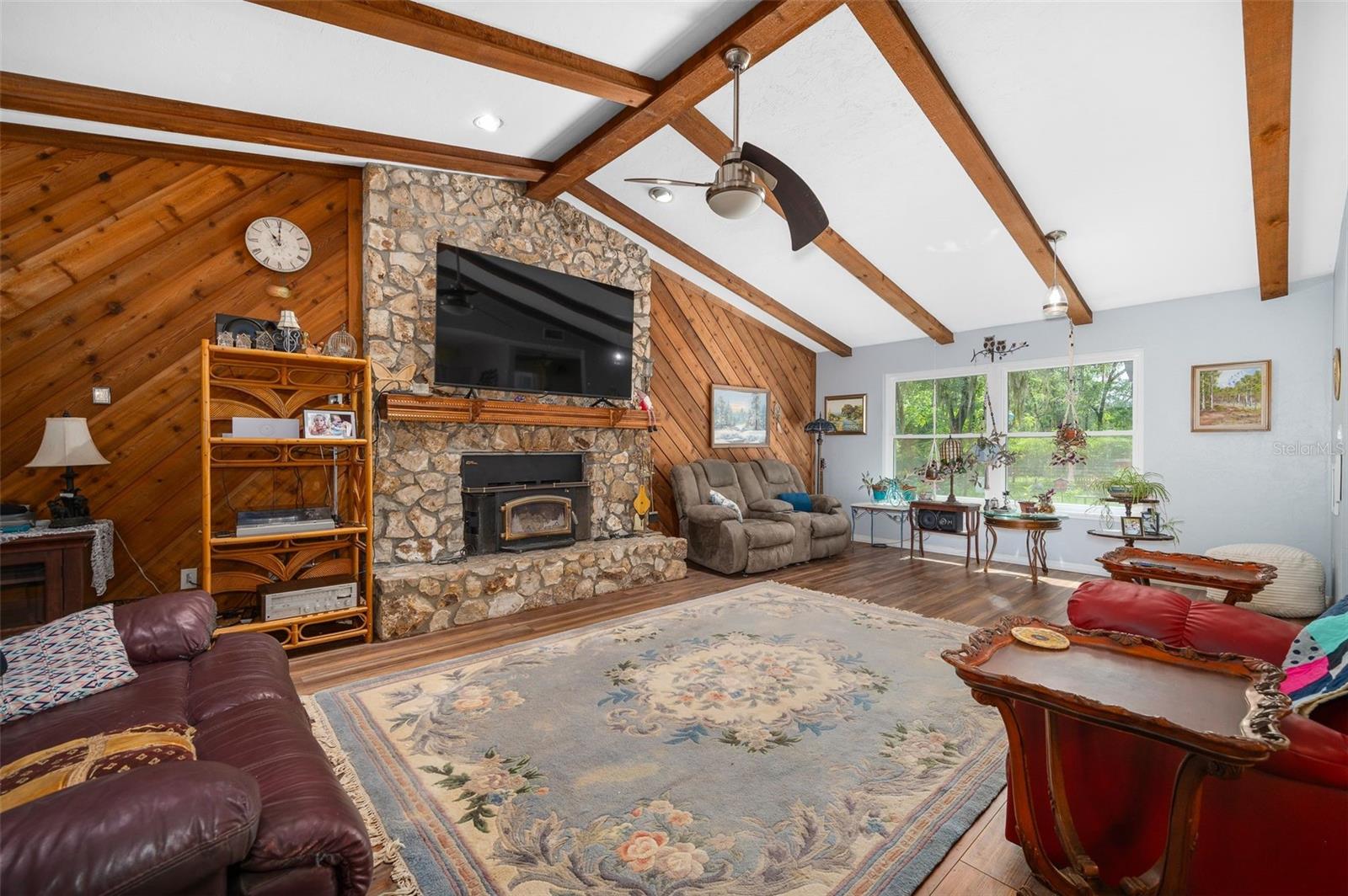 16422 10th, Gainesville, FL 32609