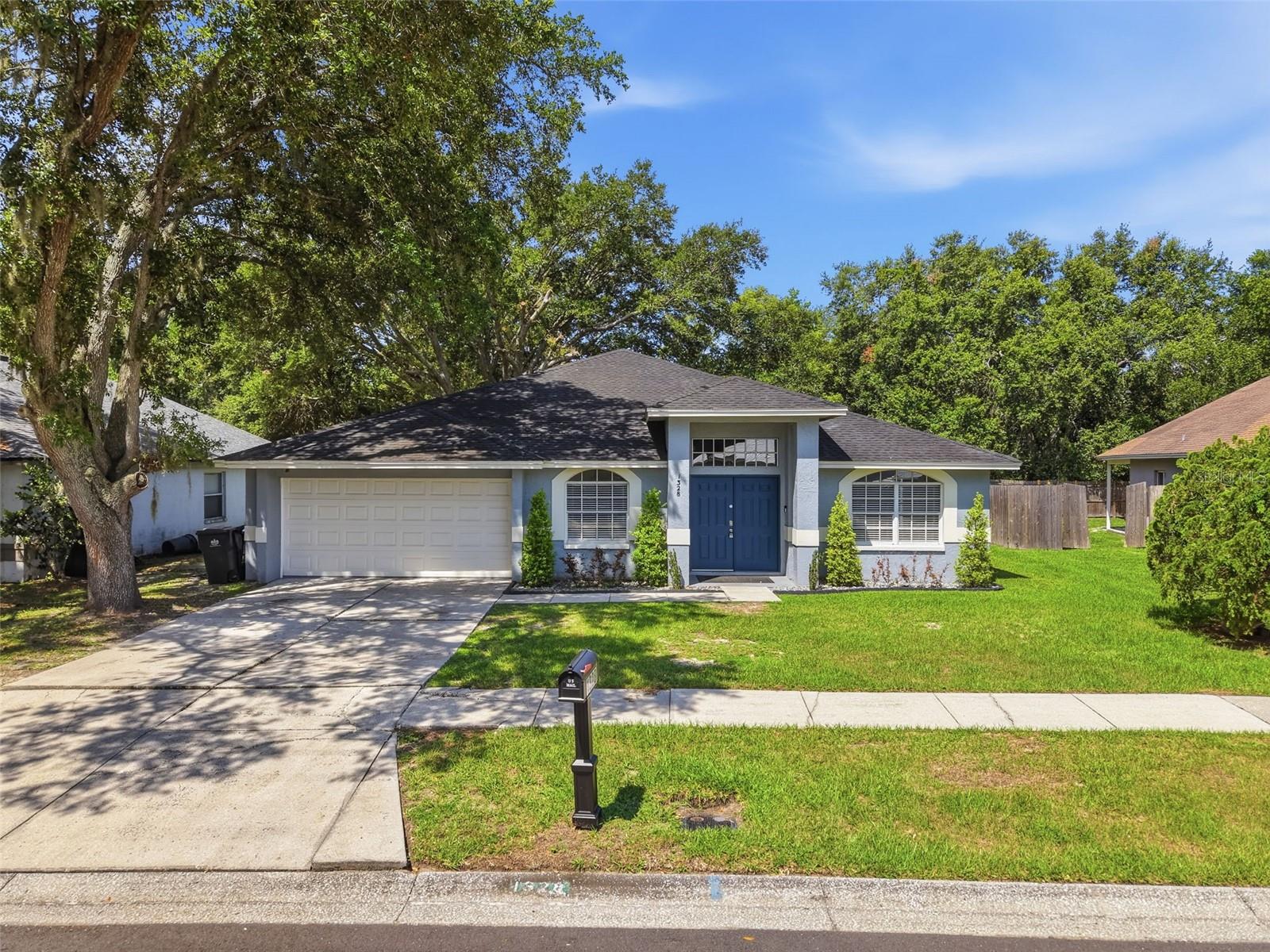 1328 Gangplank, Valrico, FL 33594