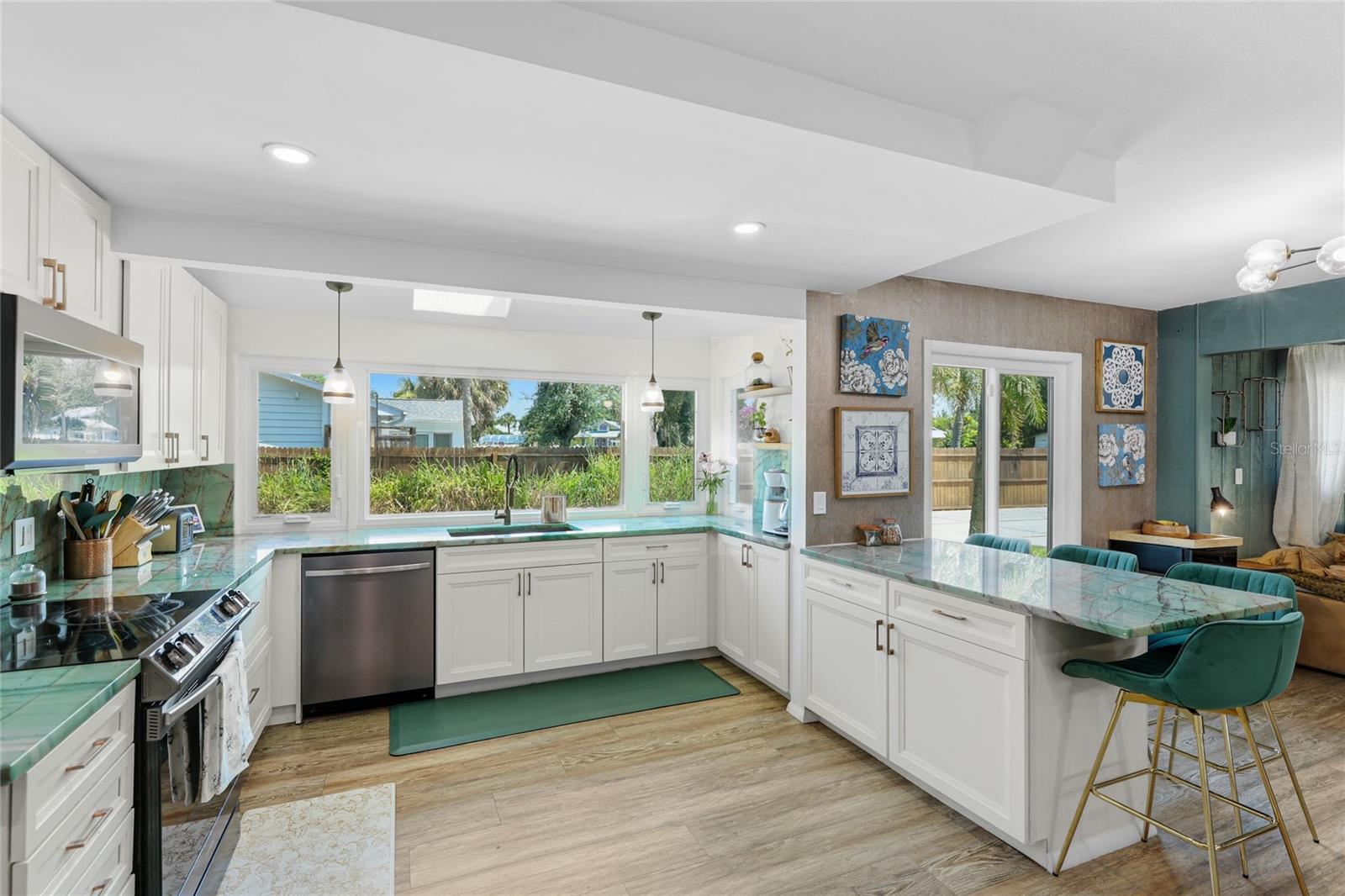405 Bay Point, Nokomis, FL 34275