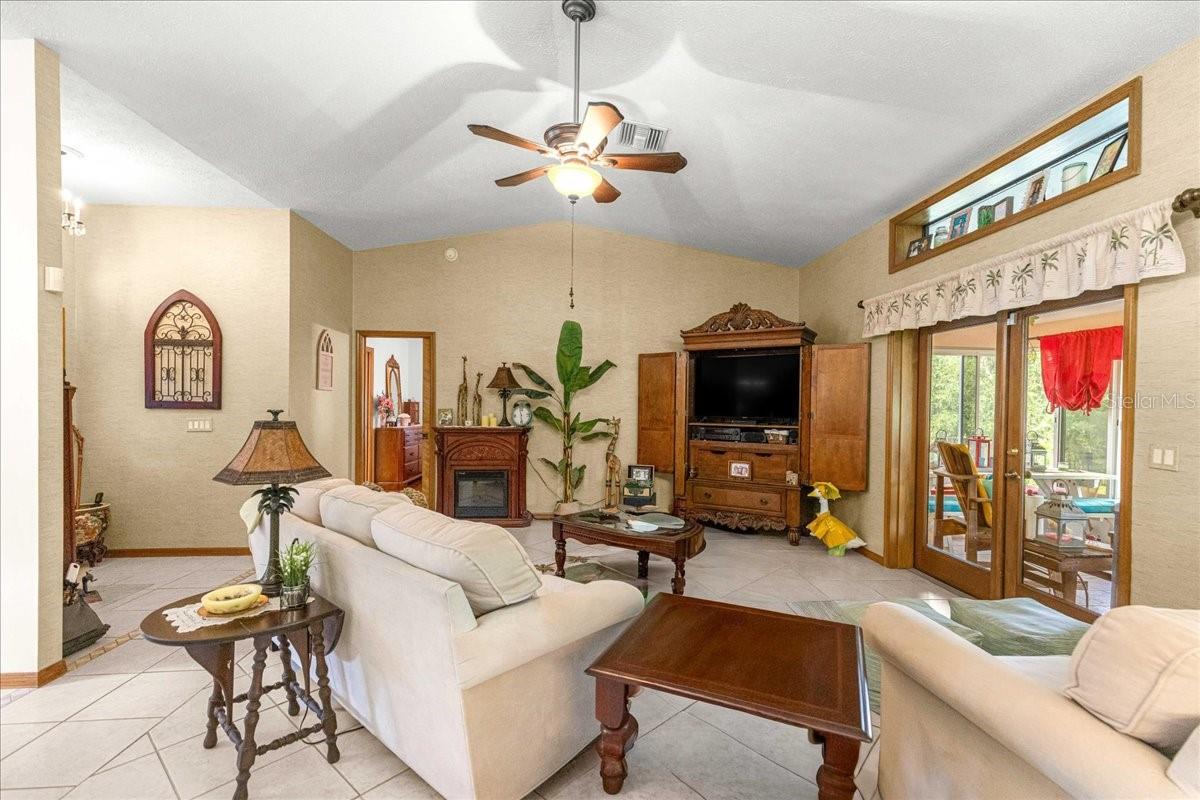 2964 Cygnet, Inverness, FL 34450