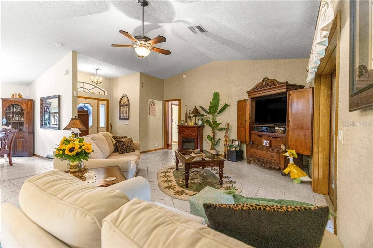 2964 Cygnet, Inverness, FL 34450