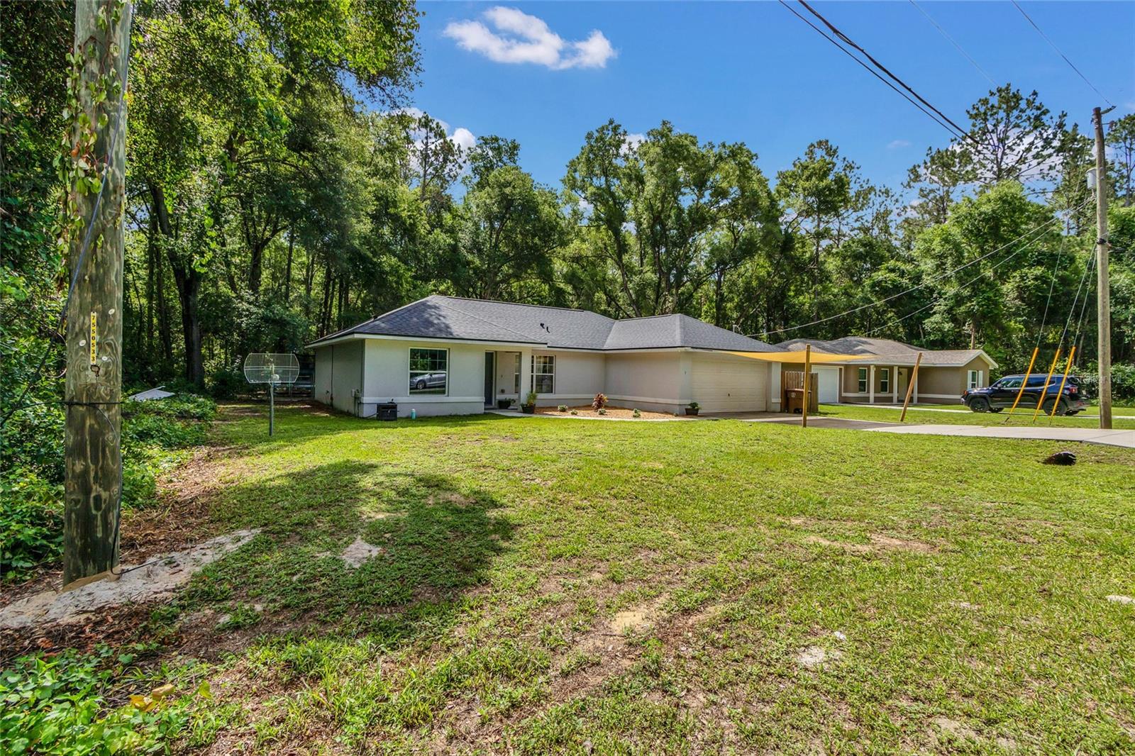 9 Sequoia Loop, Ocklawaha, FL 32179