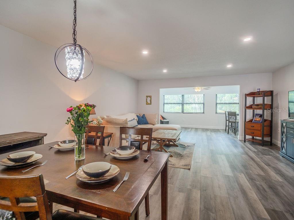 193 Pineneedle, Bradenton, FL 34210