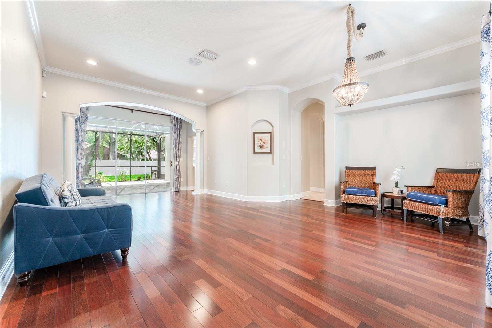 15211 Merlinglen, Lithia, FL 33547