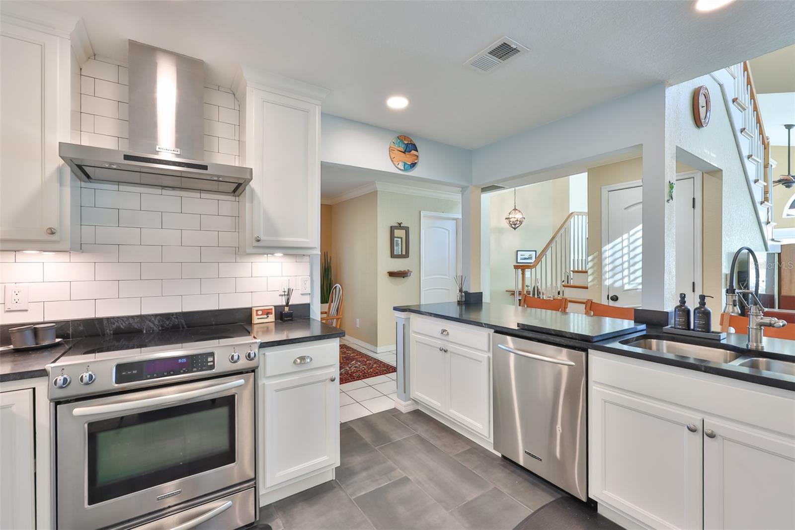 831 Symphony Isles, Apollo Beach, FL 33572