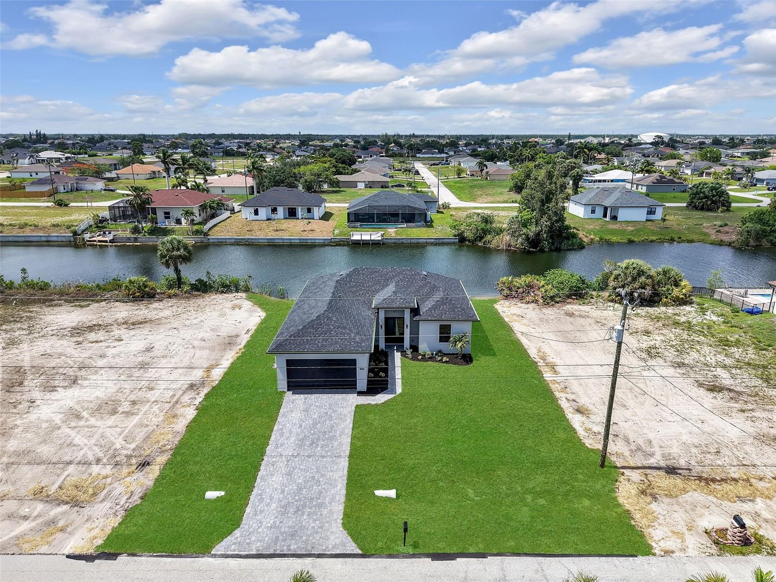 1505 17th, Cape Coral, FL 33993