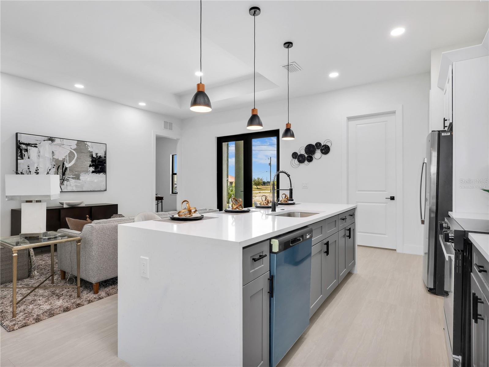 1505 17th, Cape Coral, FL 33993