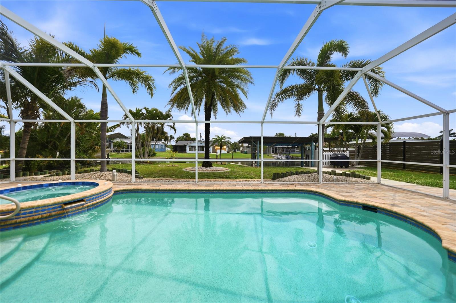 1433 Lemon Bay, Englewood, FL 34223