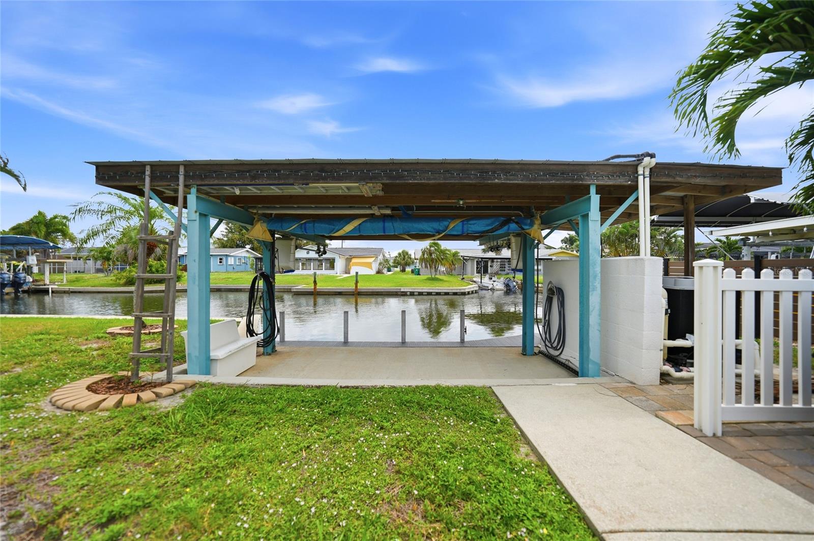 1433 Lemon Bay, Englewood, FL 34223