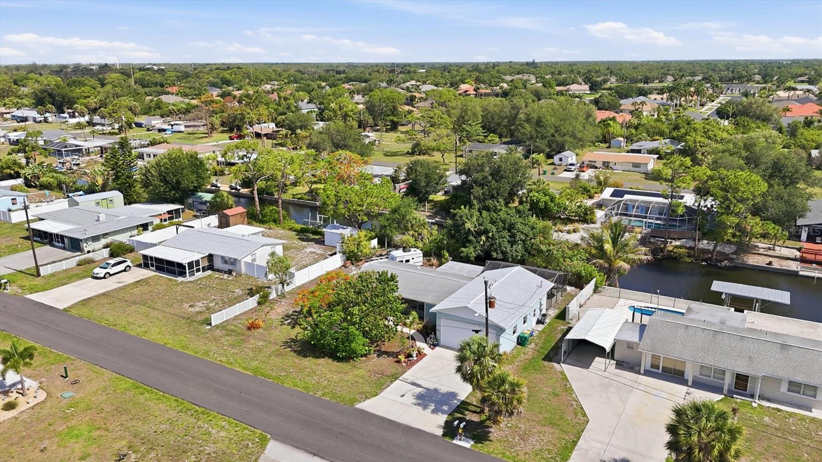 852 6th, Englewood, FL 34223