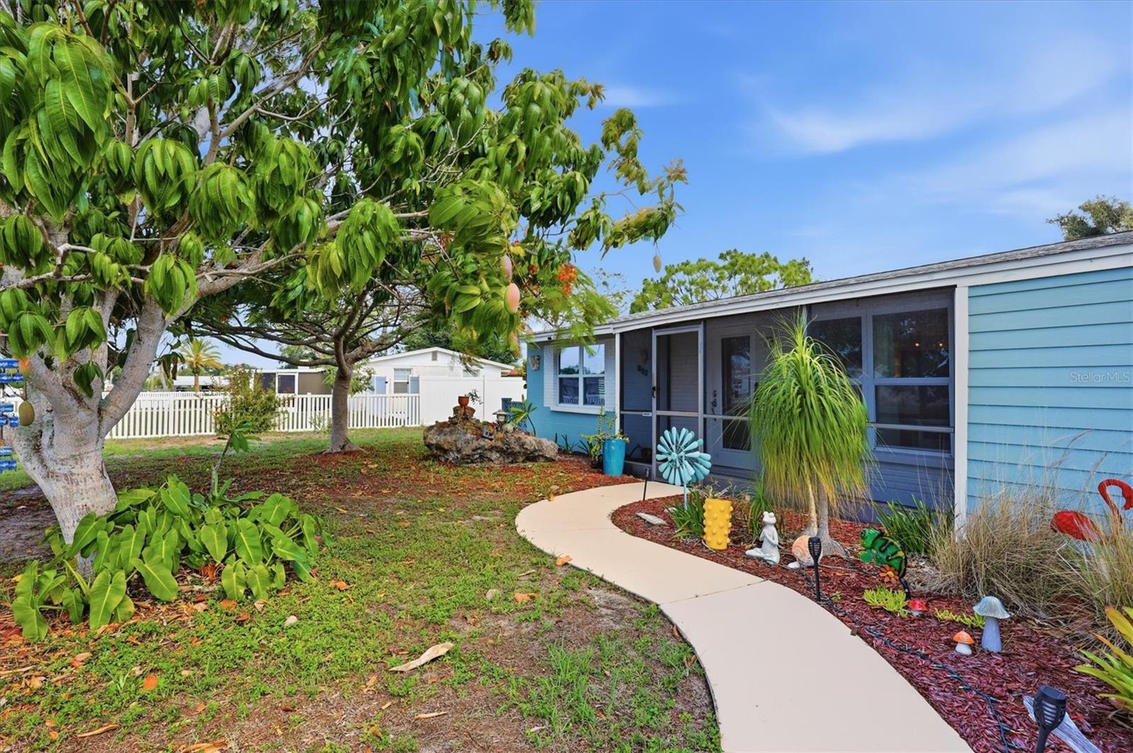 852 6th, Englewood, FL 34223