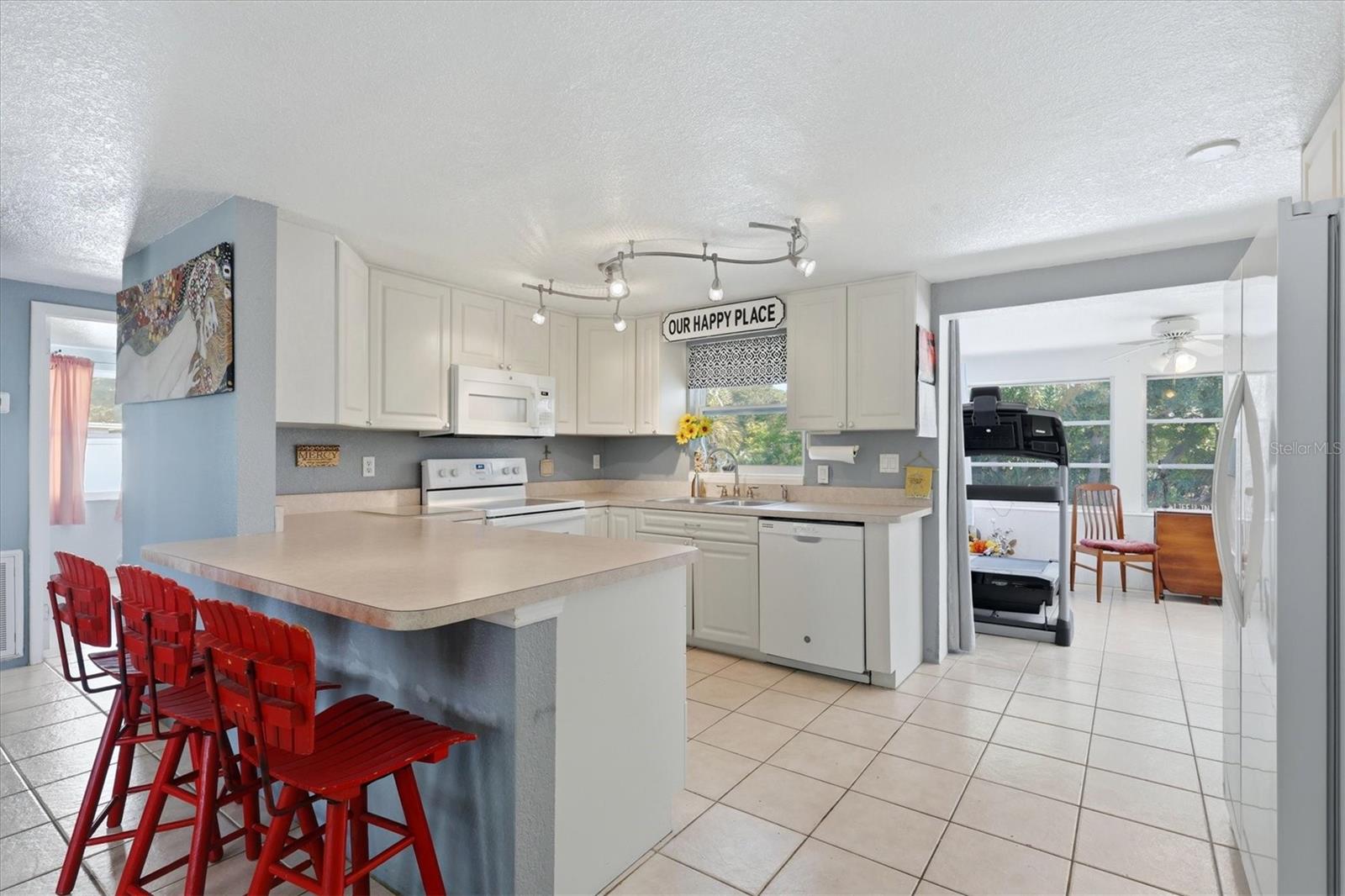 852 6th, Englewood, FL 34223