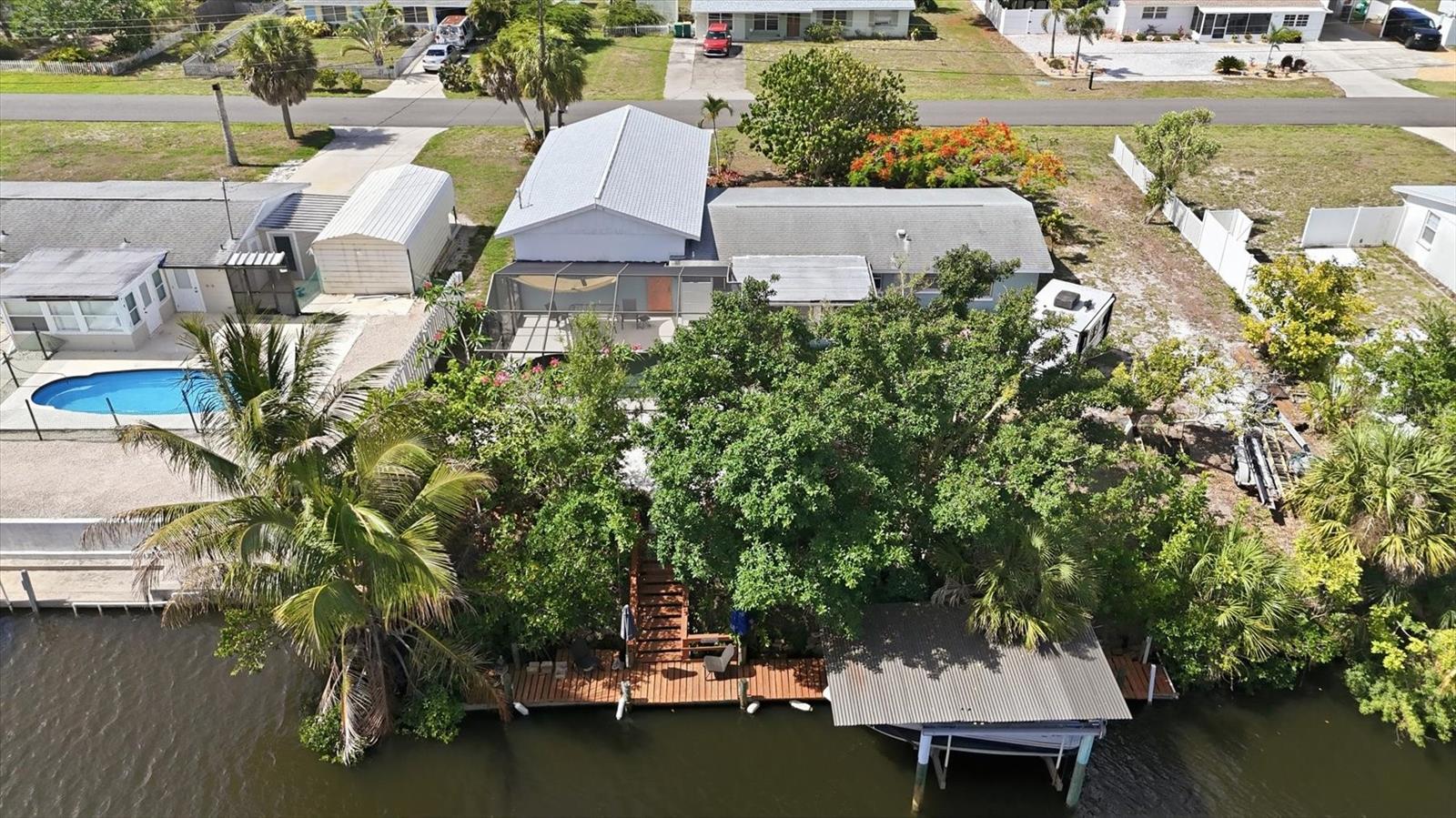 852 6th, Englewood, FL 34223
