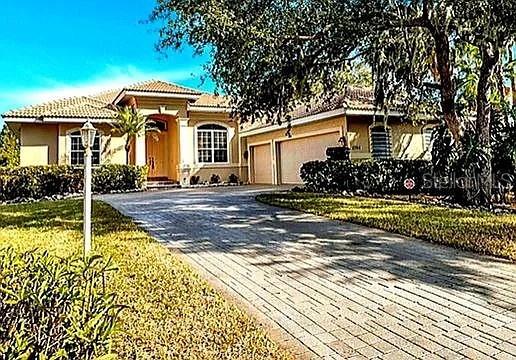 1704 Amberwynd, Palmetto, FL 34221