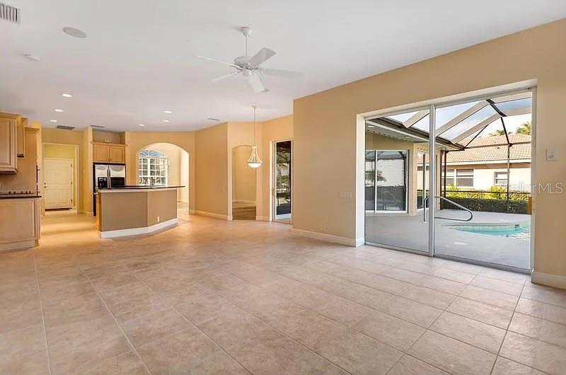 1704 Amberwynd, Palmetto, FL 34221