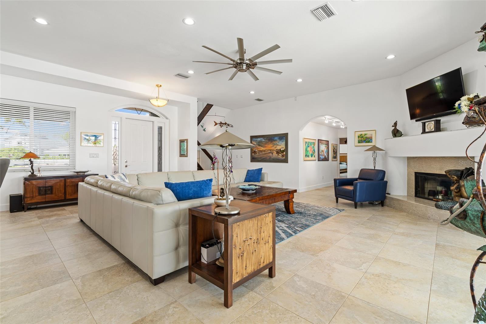 833 Ponce de Leon, Tierra Verde, FL 33715