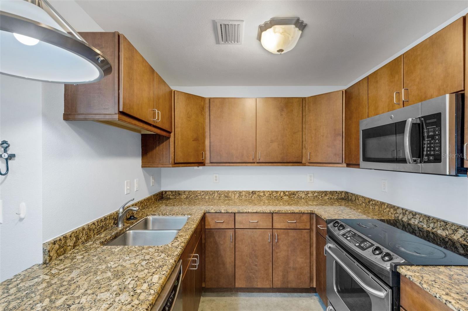 125 Kentucky Unit 303, Lakeland, FL 33801