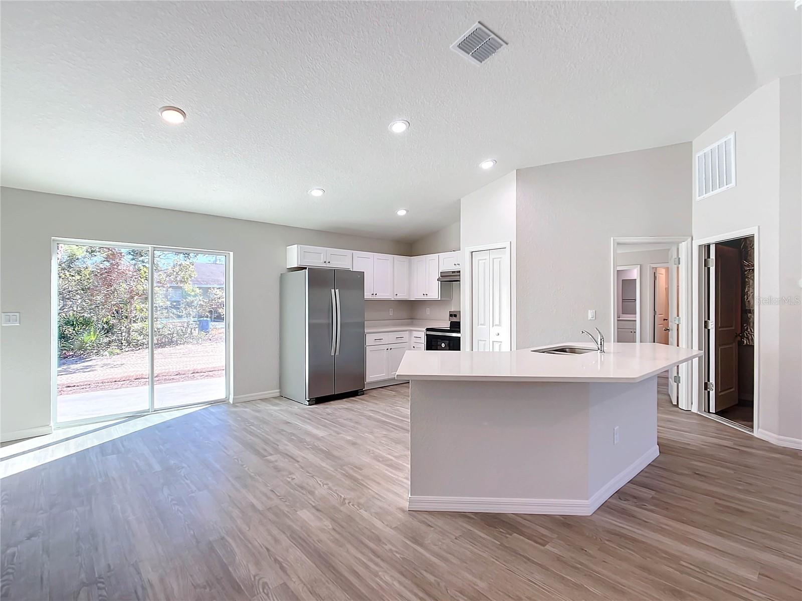 12063 89th, Belleview, FL 34420